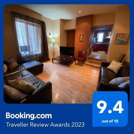 Opera Apartment ティビリシ エクステリア 写真